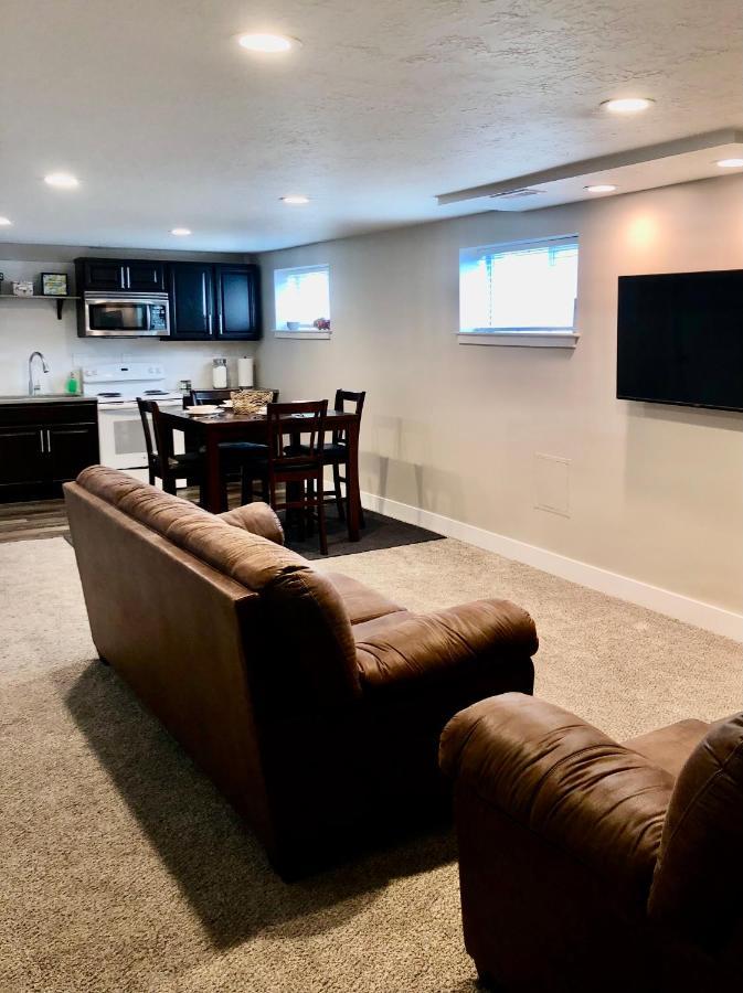 Cozy Getaway Near Slc Airport & Downtown - 1St Floor Apartment Salt Lake City Kültér fotó